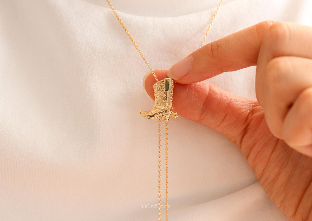 Isla Flora Adjustable Cowgirl Boot Bolo Necklace