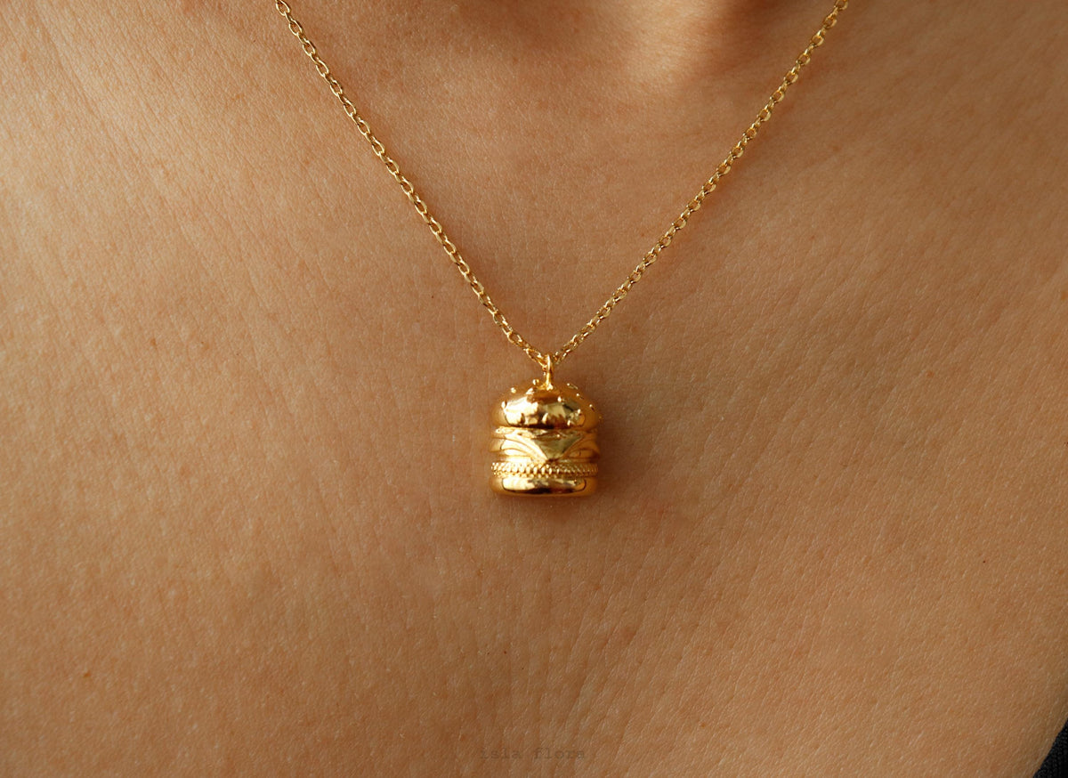 Isla Flora Dainty Realistic Cheeseburger Necklace