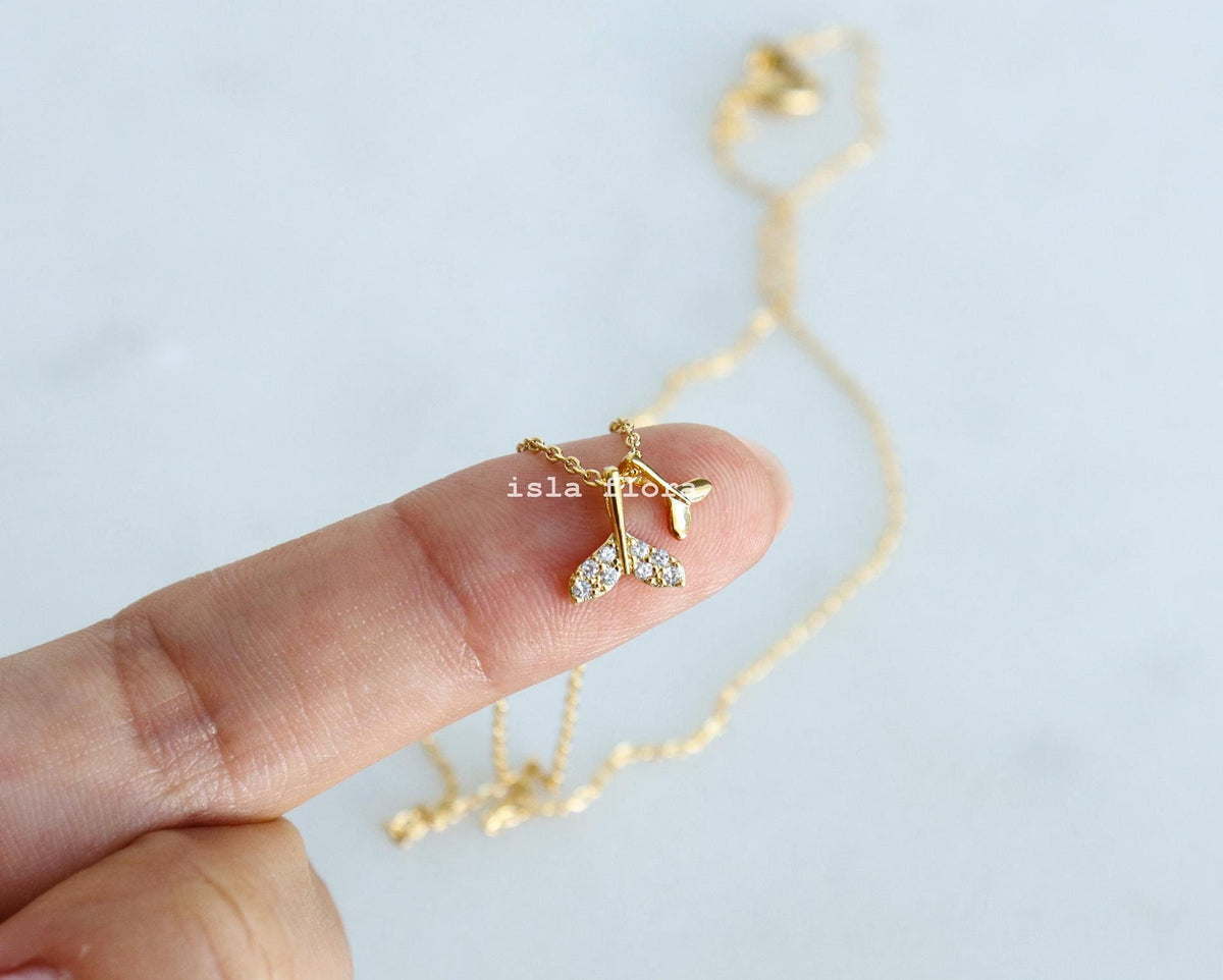 Isla Flora Double Crystal Whale Tail Necklace