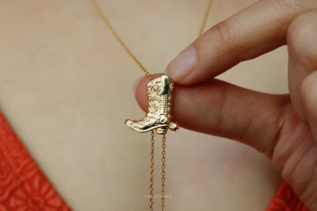Isla Flora Adjustable Cowgirl Boot Bolo Necklace