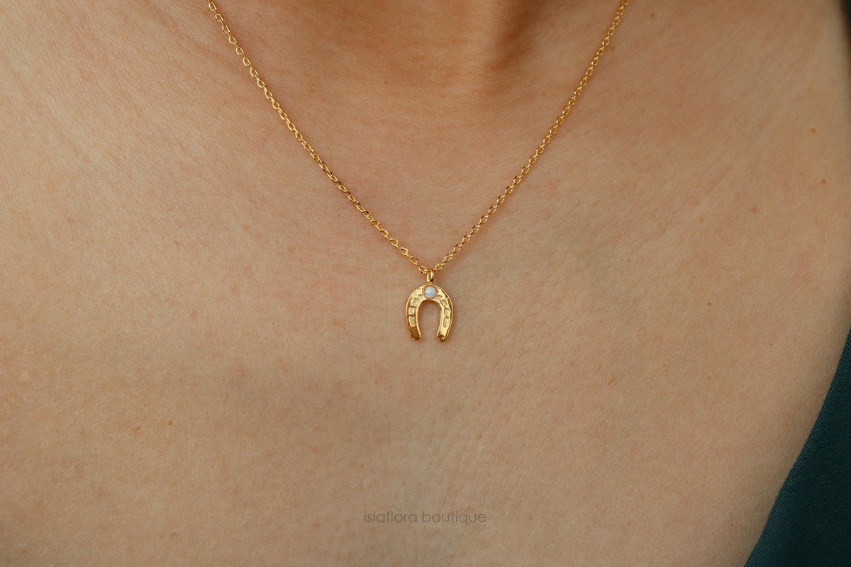 Isla Flora Opal Point Horseshoe Pendant Necklace